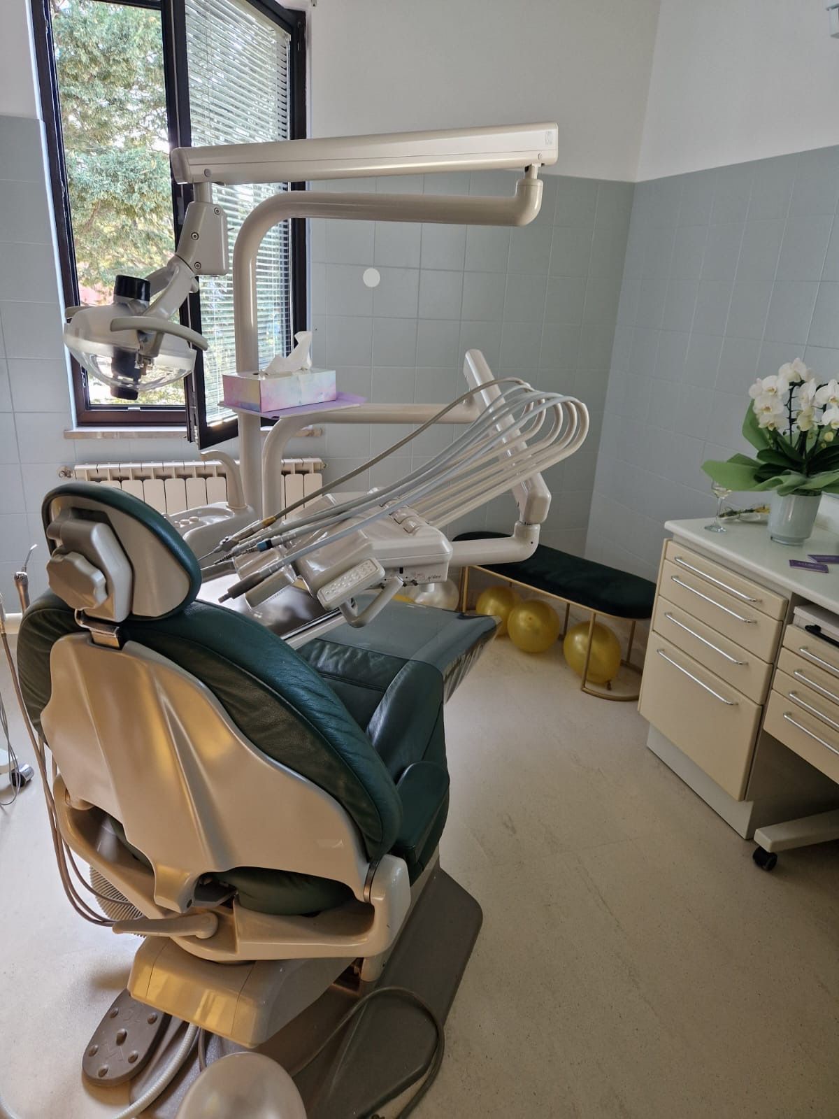 Sodobna zobozdravstvena ordinacija z moderno opremo